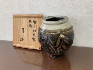 濱田庄司の掛合釉指描花瓶の作品写真